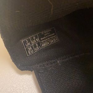 Doc Margen Chelsea boots, fits adult size 6